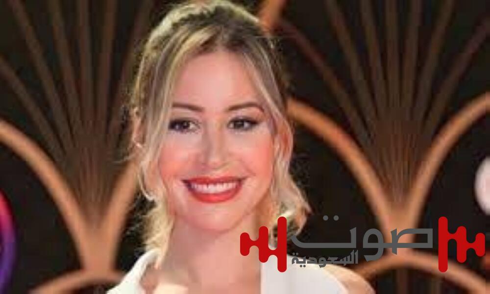 «الأجر يفرق معايه».. انسحاب منة شلبي من «السلم والثعبان»