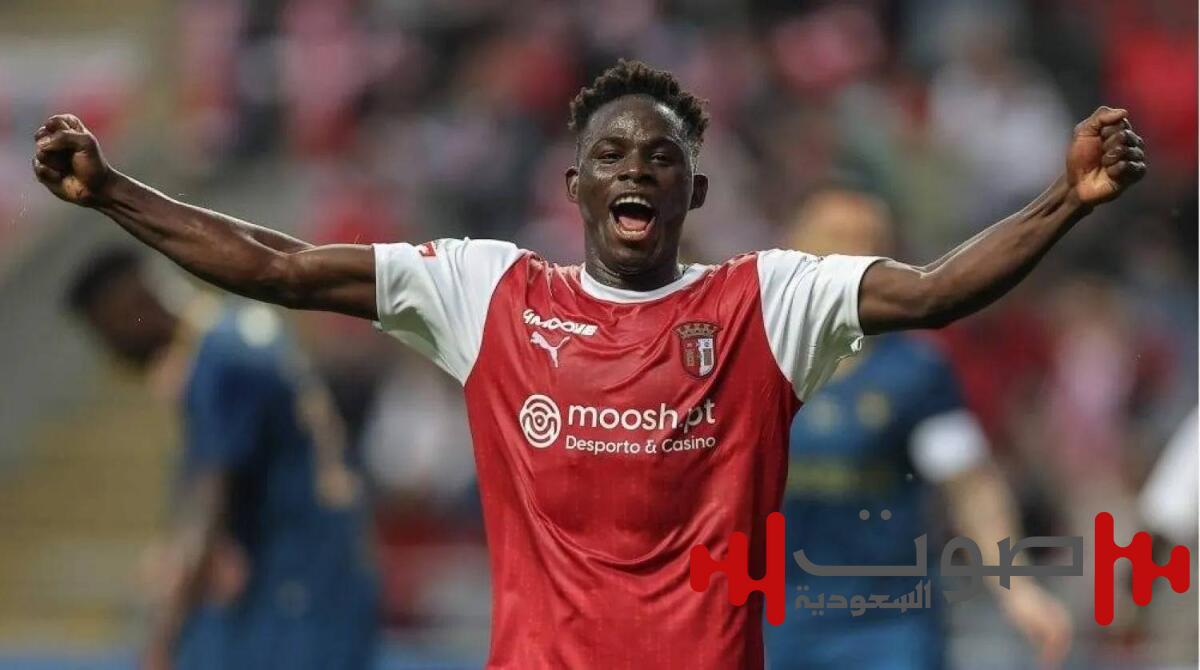 بعد منافسة مع تشيلسي.. روجر فيرنانديز «اتحادي»