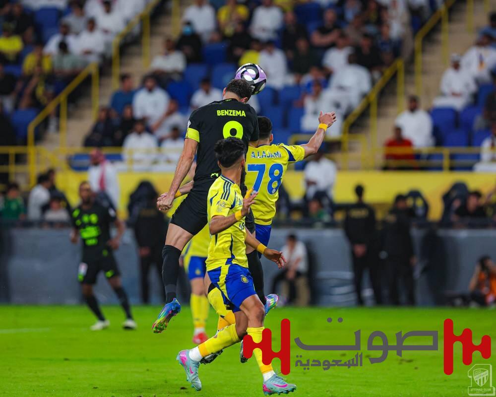 صحيفة «AS» الإسبانية: 
«بنزيما» يدمر «كريستيانو»