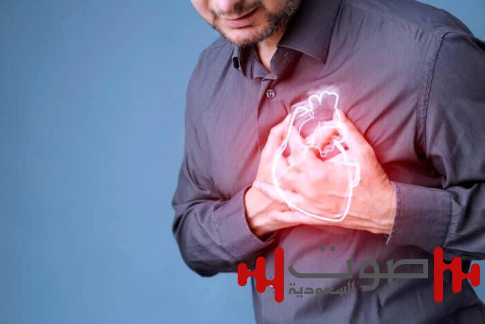 حرقة المعدة أم نوبة قلبية.. تشابه الأعراض قد يهدد الحياة