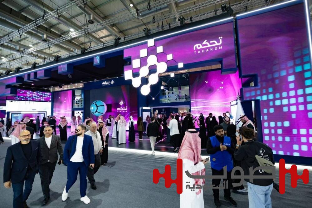 تحكم شريك إستراتيجي في ليب 2025، حيث الريادة التقنية والابتكارات التي تدعم مستقبل المدن الذكية