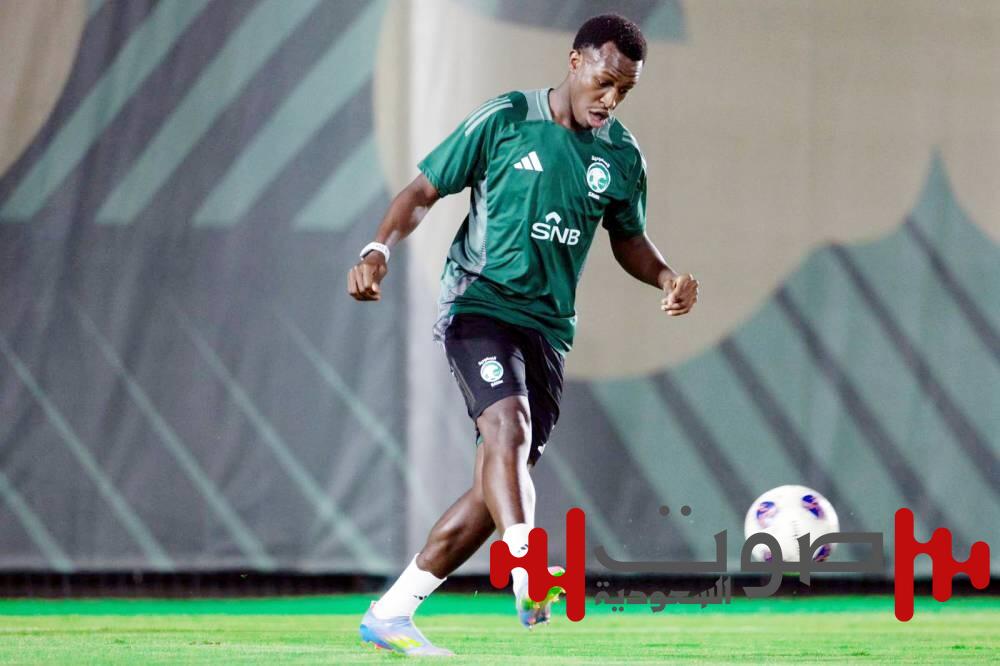 رينارد يواجه الإعلام قبل أستراليا