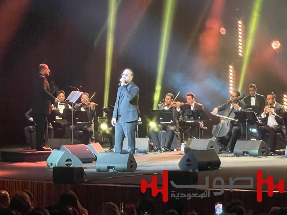 وائل جسار يغنّي لـ «جورج وسوف» ويشعل حفل موازين بالمغرب