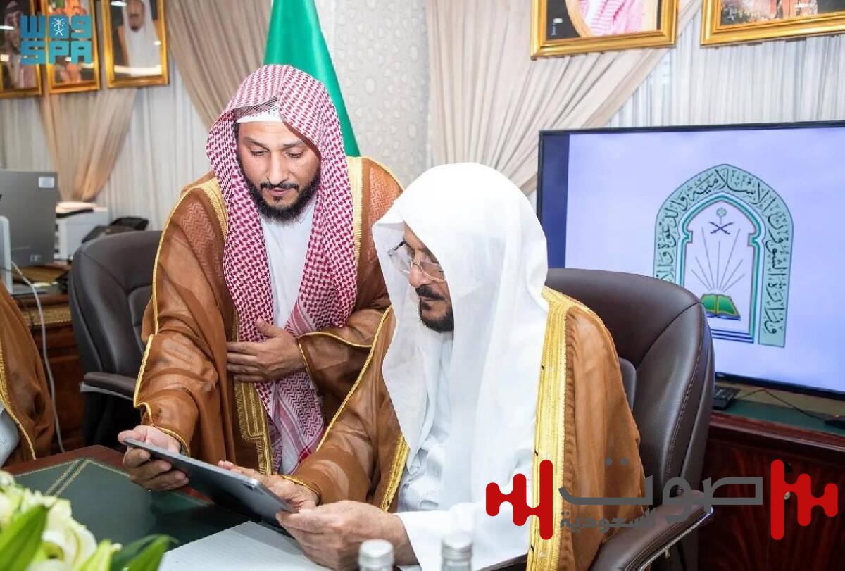 آل الشيخ يدشّن ثلاثة ملتقيات نوعية بفرع الوزارة في المدينة المنورة