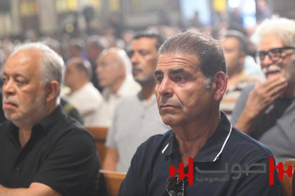 تشييع جثمان لطفي لبيب بحضور «نجوم الفن»