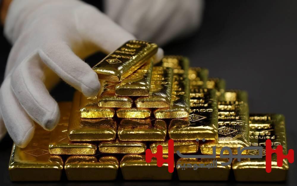 أسعار الذهب تهبط أكثر من 1%