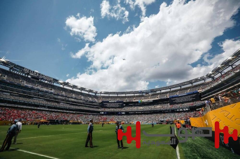 عاصفة تُوقف مباراة الأهلي المصري وبالميراس البرازيلي