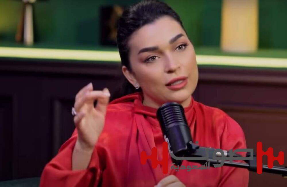 المغربية فرح الفاسي: فكرت في الانتحار بعد طلاقي ووفاة والديَّ