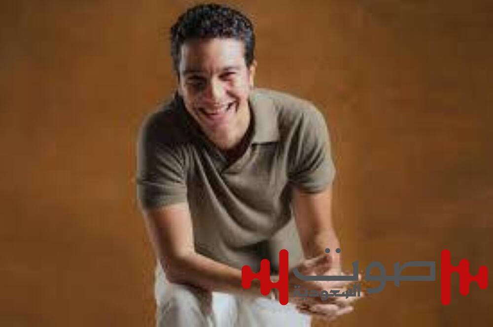 تركيب 11 مسماراً للمصاب.. نور النبوي يدهس موظفاً في الكهرباء