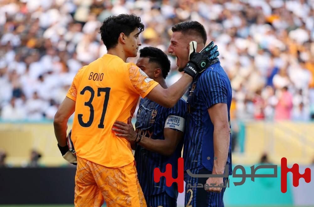 «العنكبوت» يحرس كبرياء الهلال