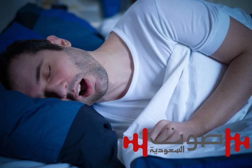 دراسة أمريكية: الشخير العالي ينذر بمرض قاتل