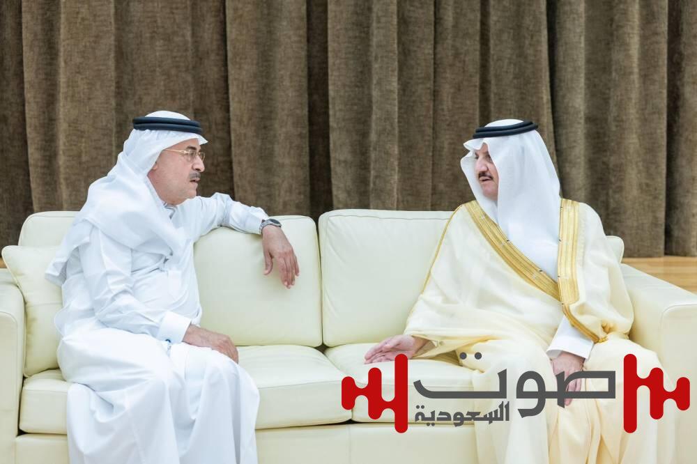 أمير الشرقية يعزي الناصر في وفاة والدته