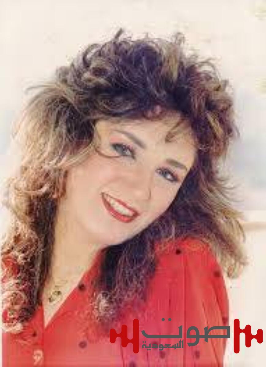 ما حقيقة زواج الرئيس مبارك من إيمان الطوخي؟