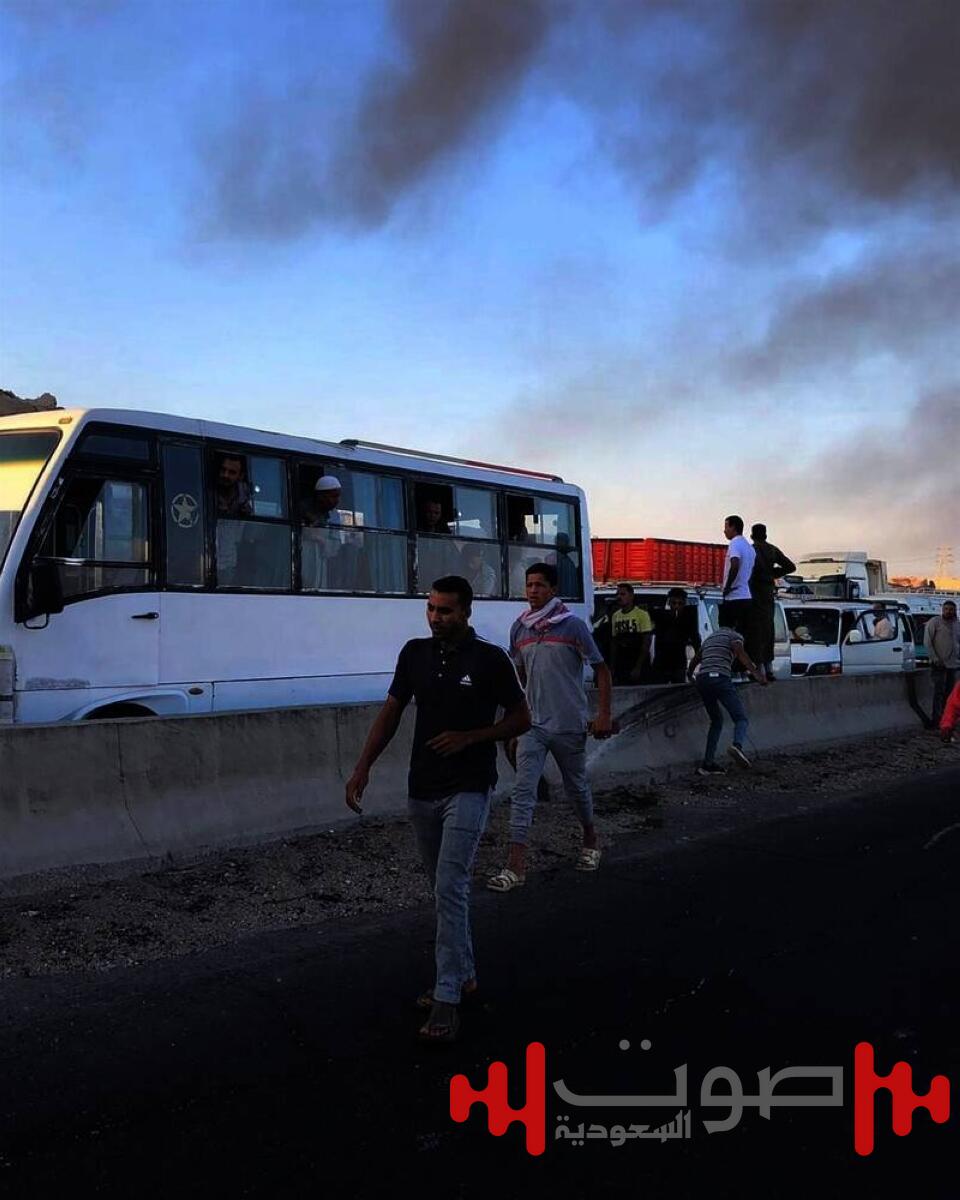 مصر: مصرع سائق حرقاً في انفجار شاحنة بترولية على الطريق الإقليمي
