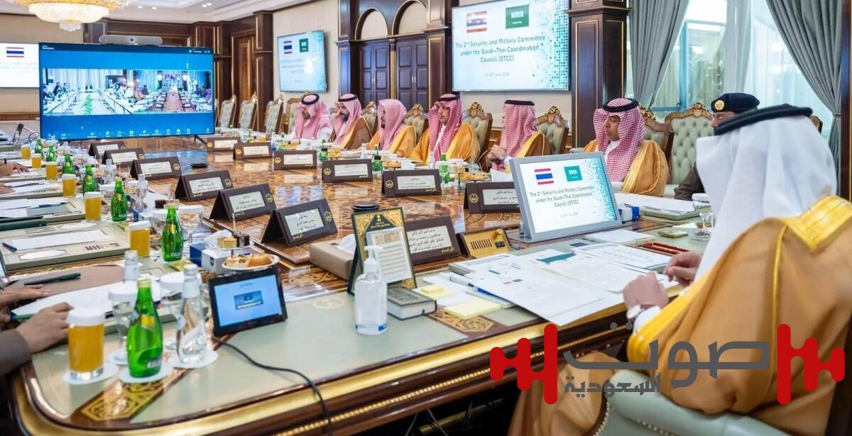 نائب وزير الداخلية المُكلّف والأمين العام لمجلس الأمن الوطني بتايلند يرأسان الاجتماع الثاني للجنة الأمنية والعسكرية