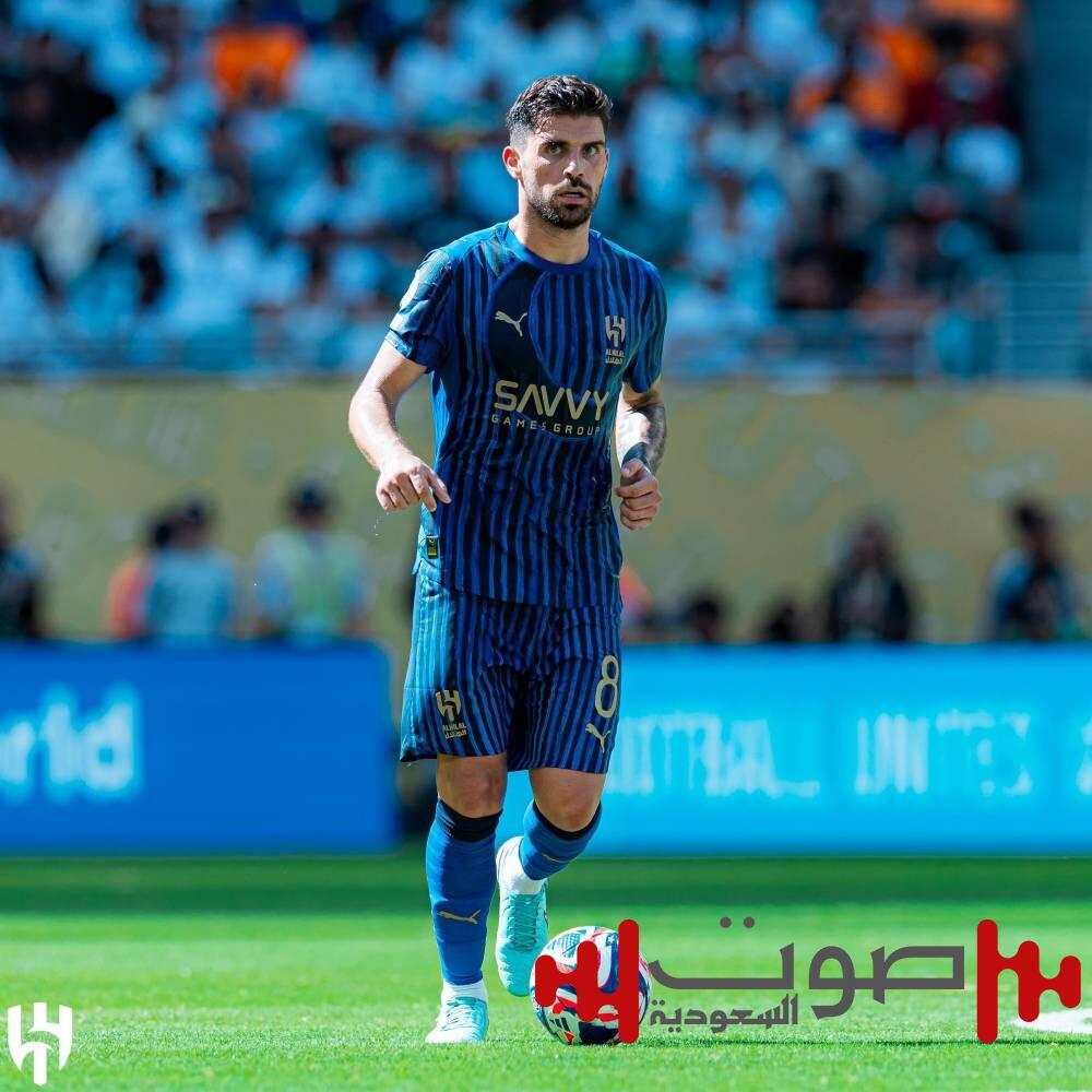 نيفيز يبصم على الريال