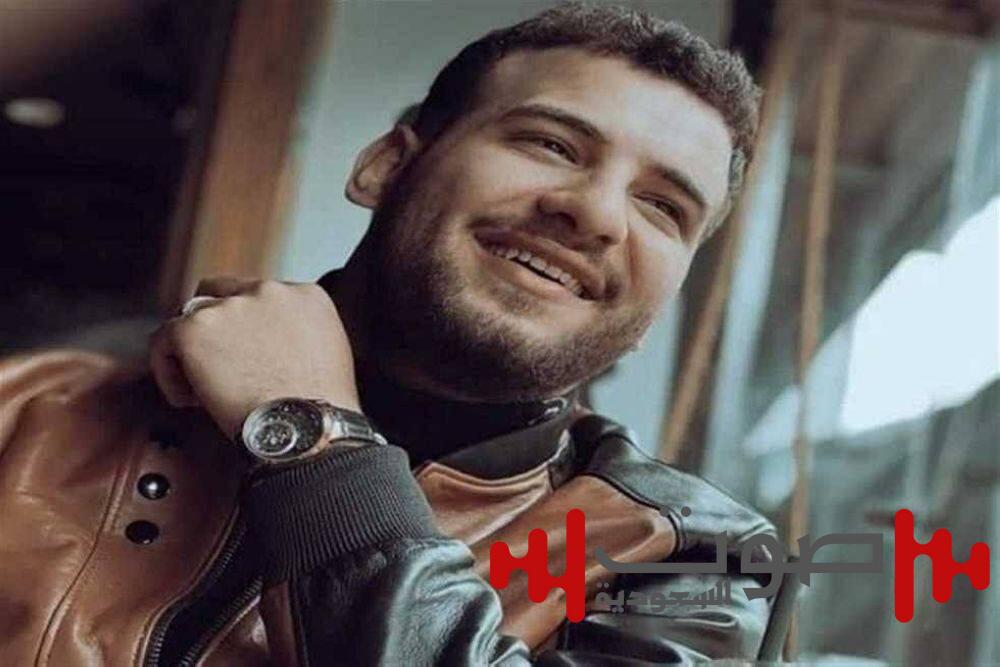 بعد منعه من الغناء ودخوله المستشفى.. مسلم: «مش مسامح مصطفى كامل»