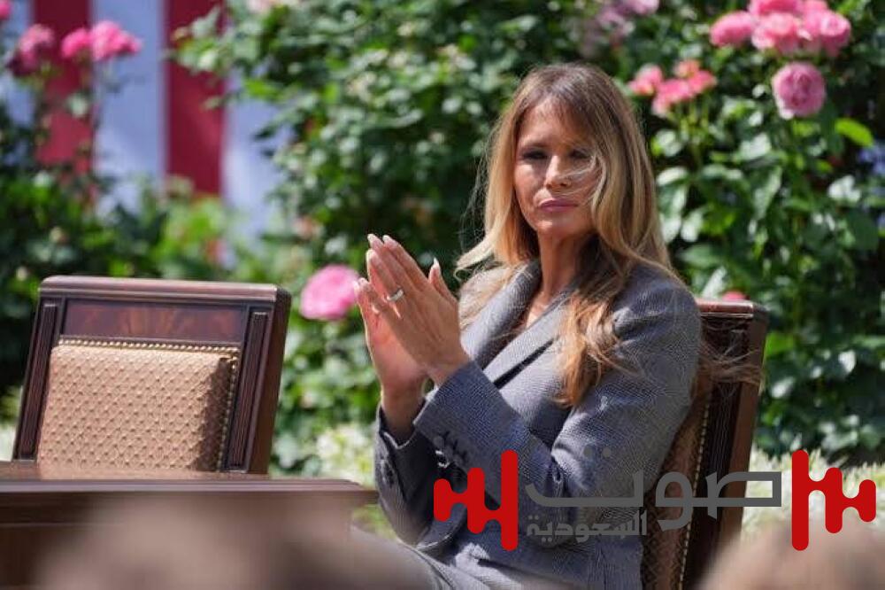 ميلانيا تسرق الأضواء.. ماذا قال بوتين لترمب عن السيدة الأولى؟