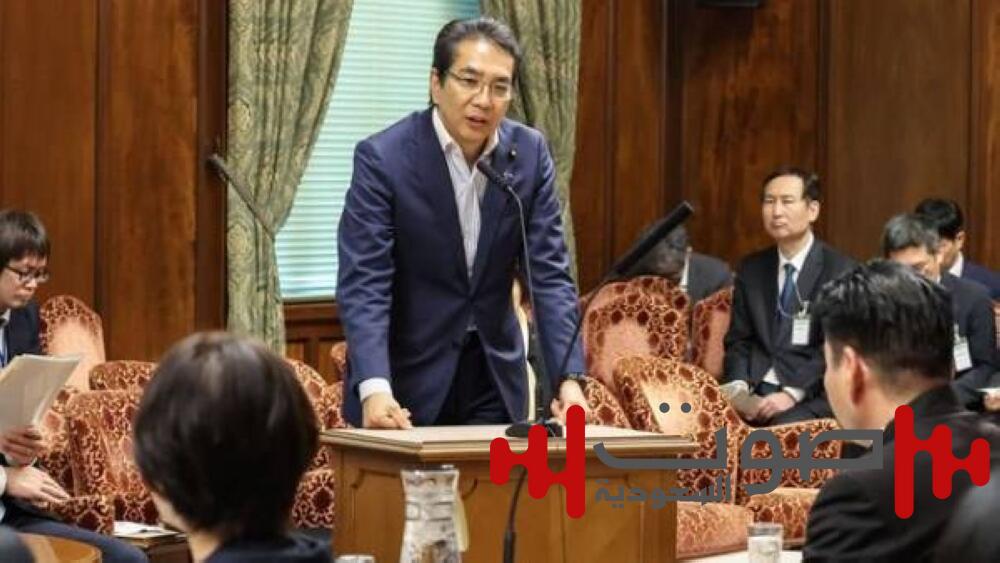 هدايا «الأرز» تطيح بوزير ياباني !