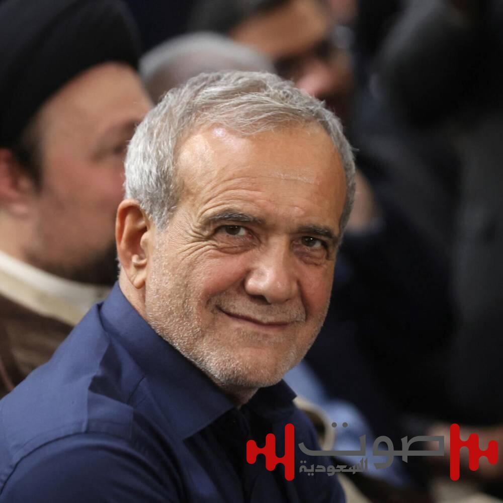 الرئيس الإيراني: مستقبلنا ليس مرتبطاً بنتائج المفاوضات الأمريكية