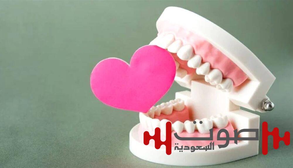 دراسة: إهمال صحة الفم يضر بالقلب