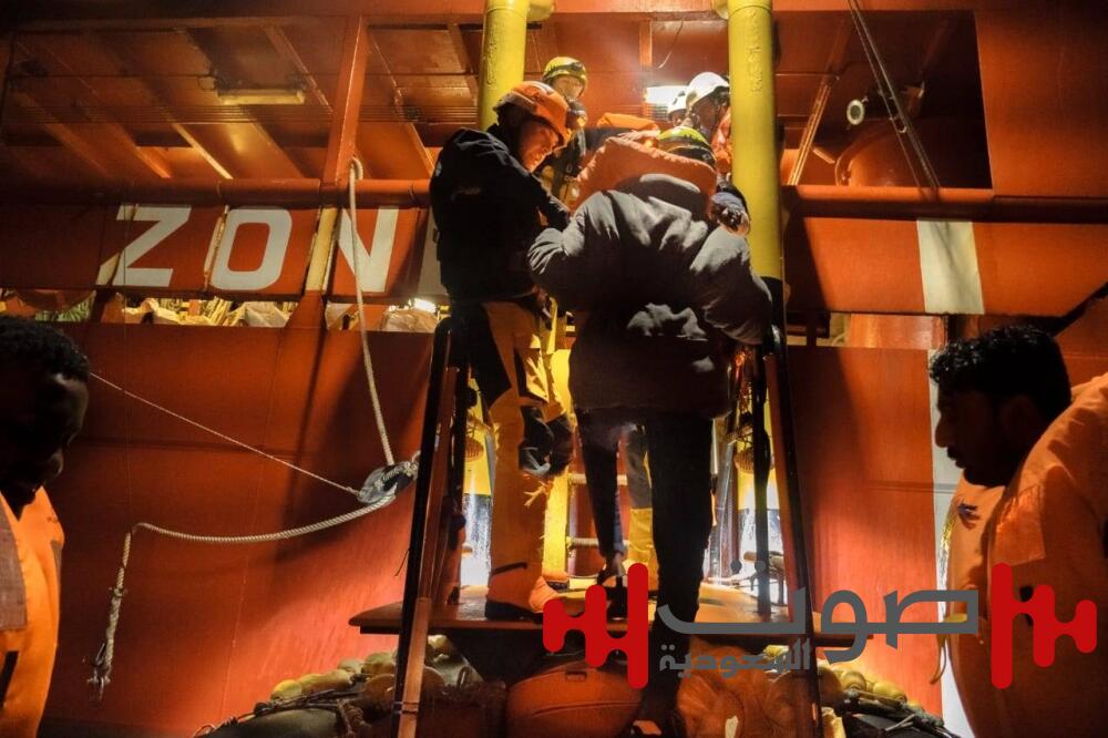 بينهم نساء ورضّع.. إنقاذ 108 مهاجرين غير شرعيين من الغرق في المتوسط