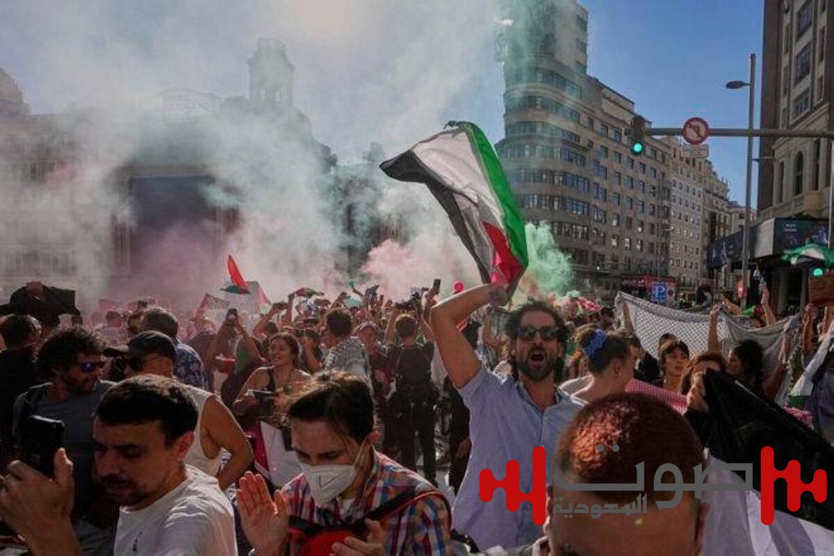 احتجاج فلسطيني يغلق مدريد.. إلغاء ختام «طواف إسبانيا» التاريخي