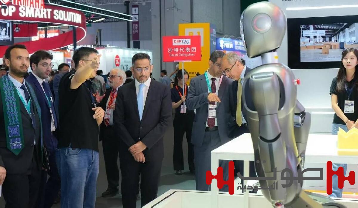 الخريف يزور الجناح السعودي في معرض «هانوفر ميسي» بشنغهاي