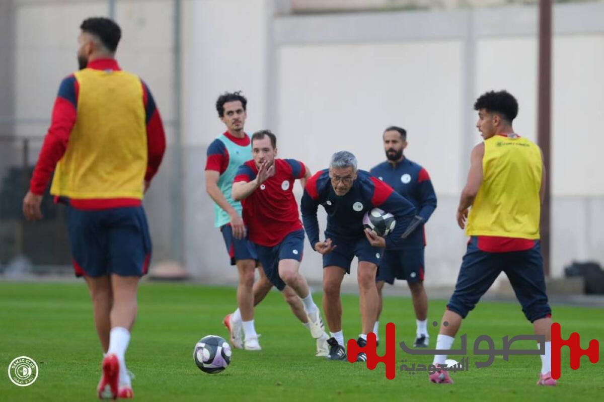 المحترفون الـ 6 يشعلون سوق انتقالات «دوري الأولى»