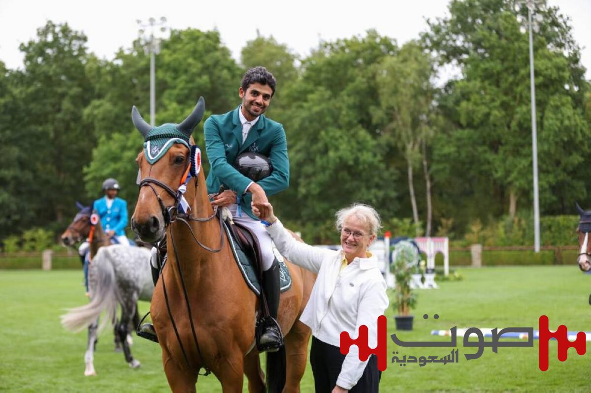 السعودي خالد المبطي يقفز حواجز أوروبا ويُتوج ثالثاً في الجائزة الكبرى