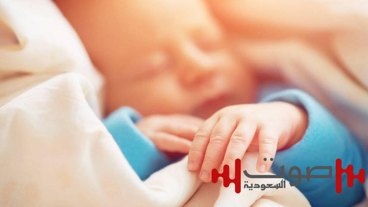 أبٌ يقتل رضيعته بسبب بكائها !