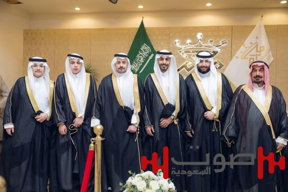 السنيدي يزفّ عبدالله لعشّ الزوجية