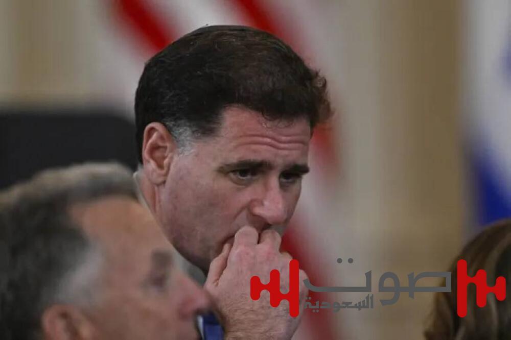 عائلات الأسرى لرئيس وفد التفاوض: الصفقة أو التنحي